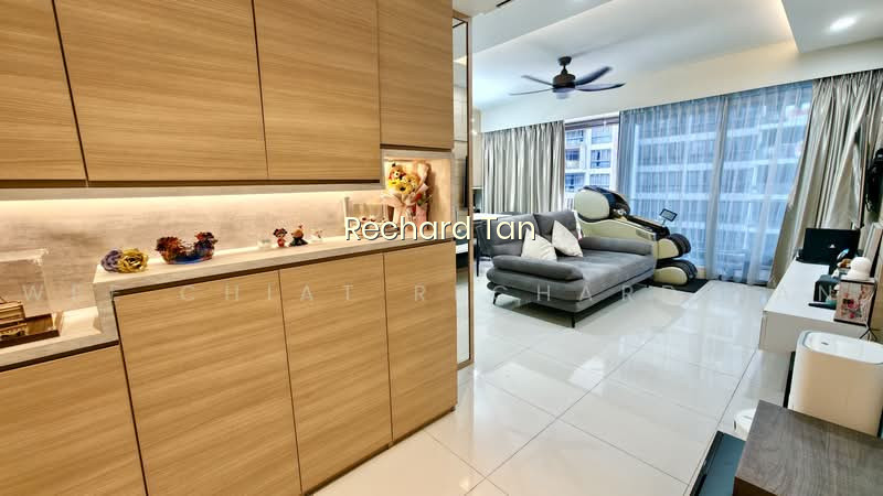 SKYPARK RESIDENCES photo 3