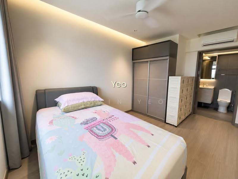 319C TENGAH PARK AVENUE image 1 of 8