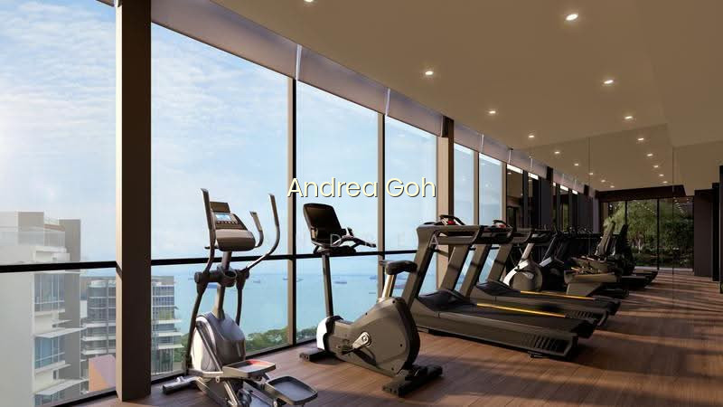 Rare Freehold, 4 Mins MRT and Near Underpass to Ecp photo 3