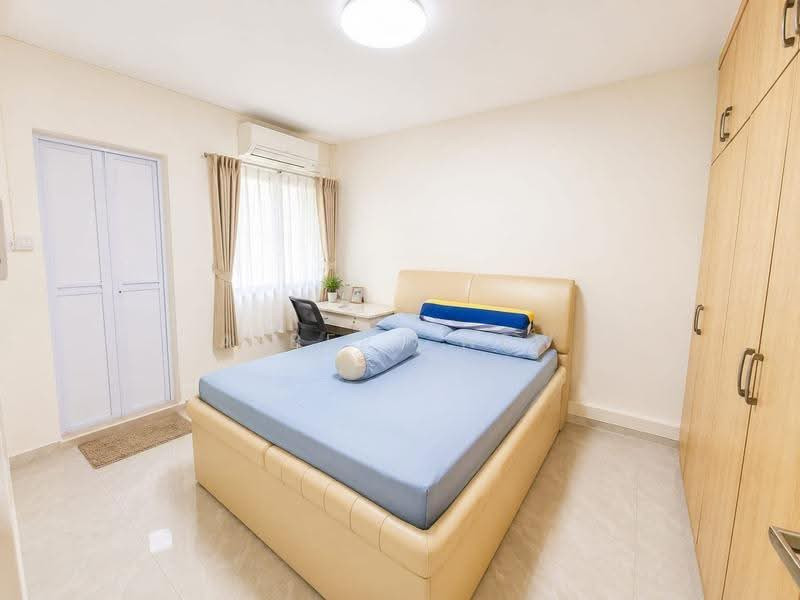 249 BANGKIT ROAD photo 5
