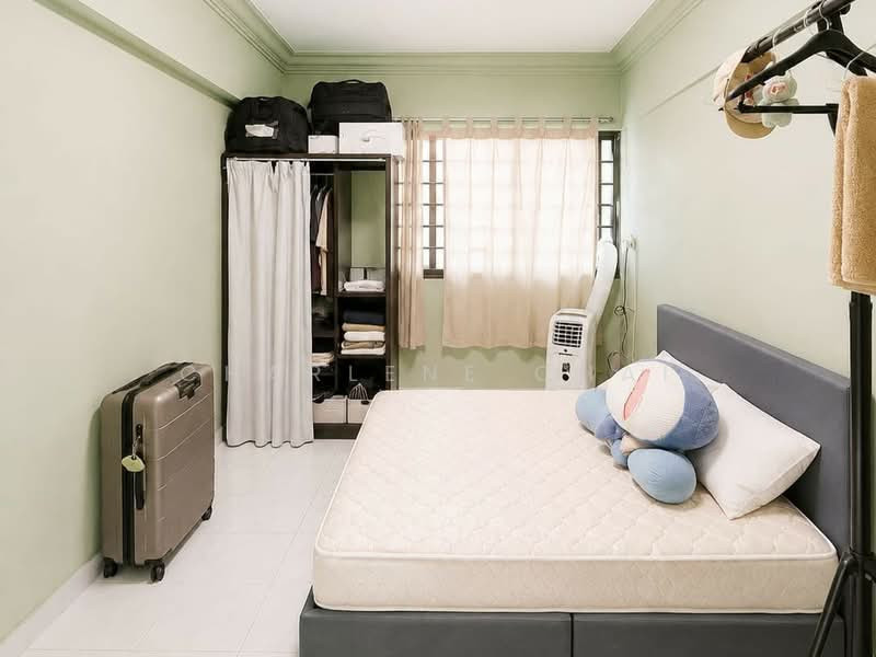 123 MARSILING RISE photo 5