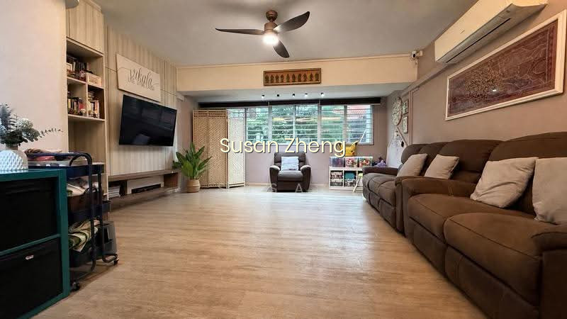 327 JURONG EAST STREET 31 image 1 of 10