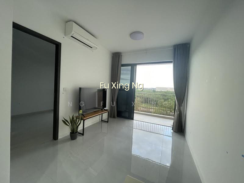 RIVERFRONT RESIDENCES photo 2