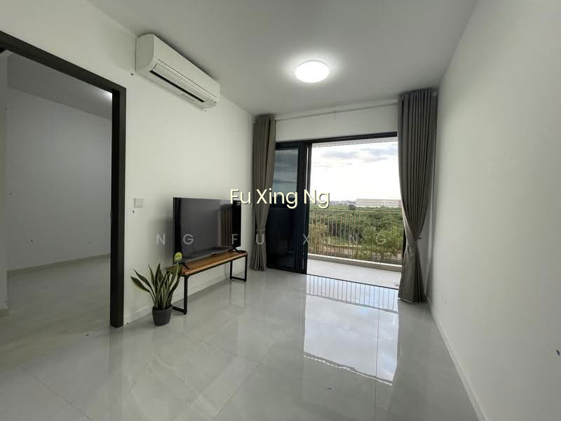 RIVERFRONT RESIDENCES photo 5