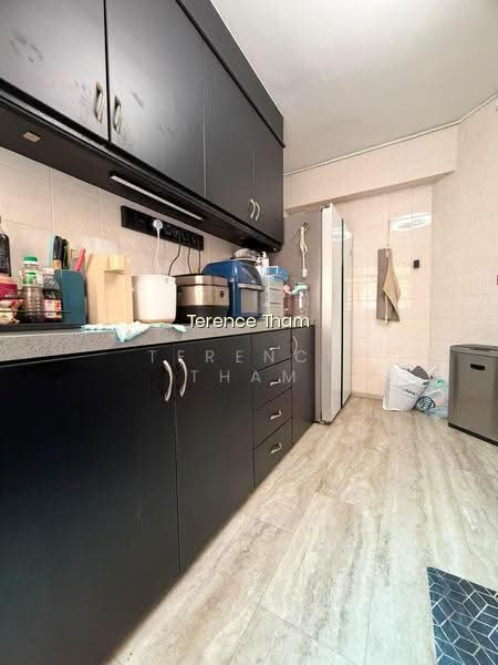 299 PUNGGOL CENTRAL photo 2