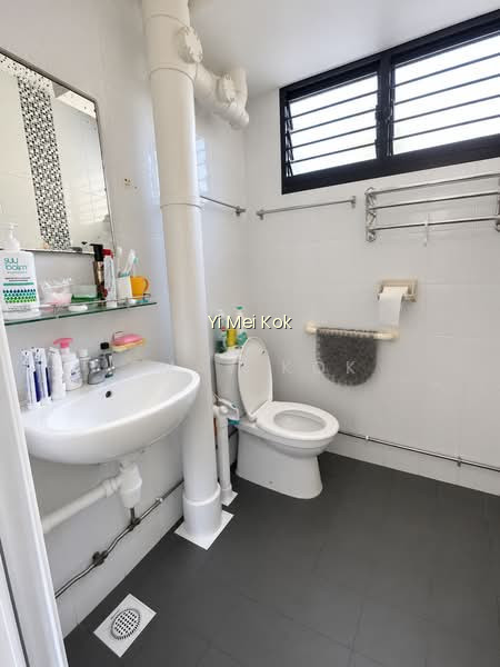 427 ANG MO KIO AVENUE 3 photo 5