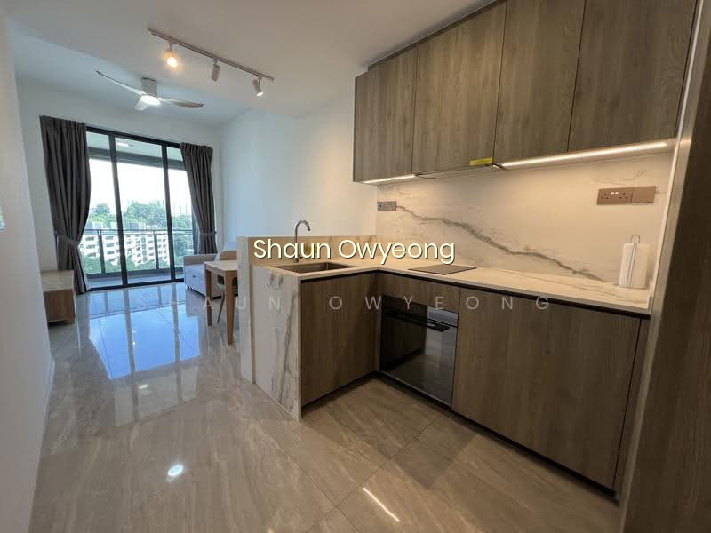 LEEDON GREEN photo 3