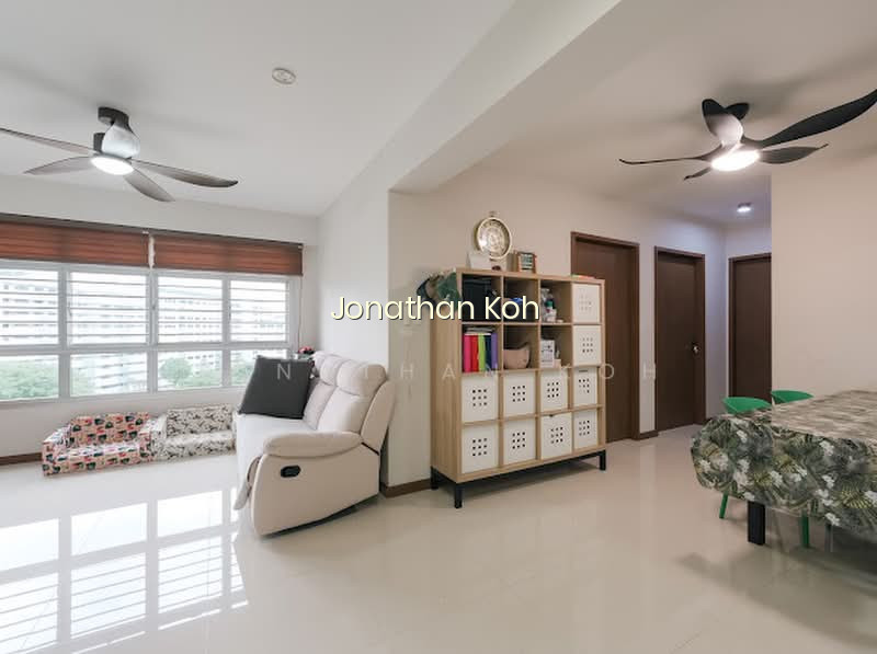 876C TAMPINES AVENUE 8 photo 2