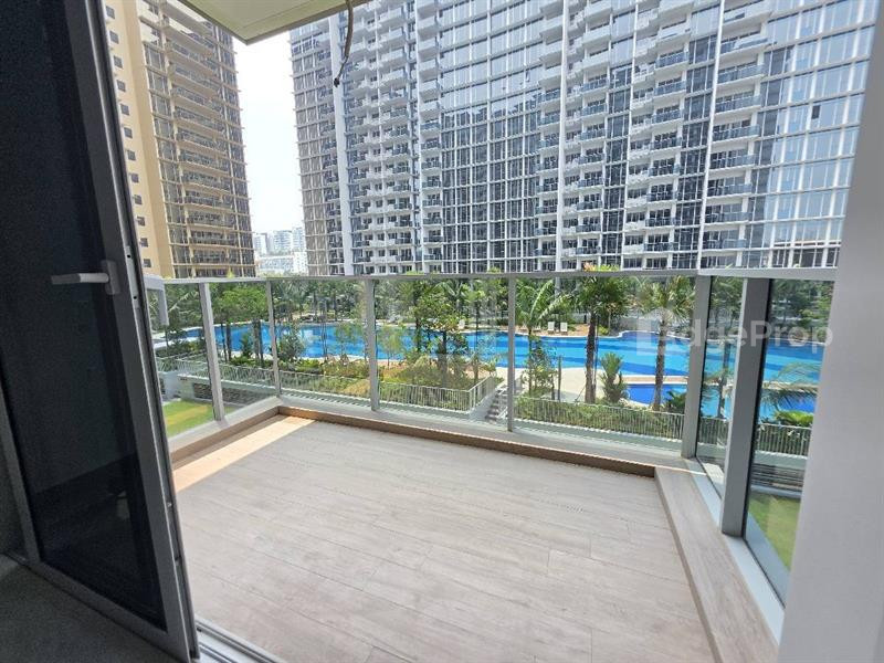 GRAND DUNMAN image 1 of 10