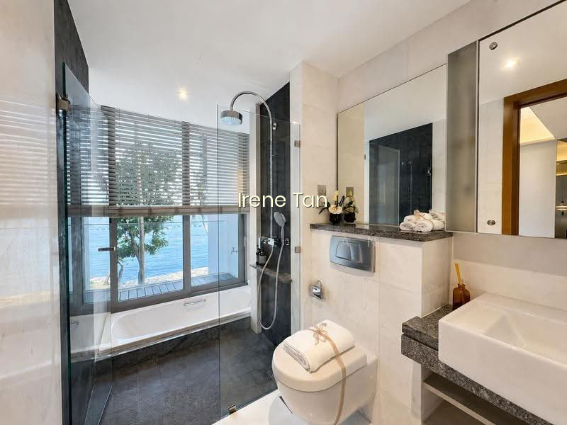 THE OCEANFRONT @ SENTOSA COVE photo 6