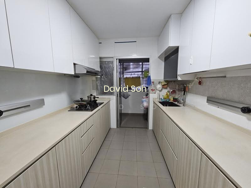 120C CANBERRA CRESCENT photo 6