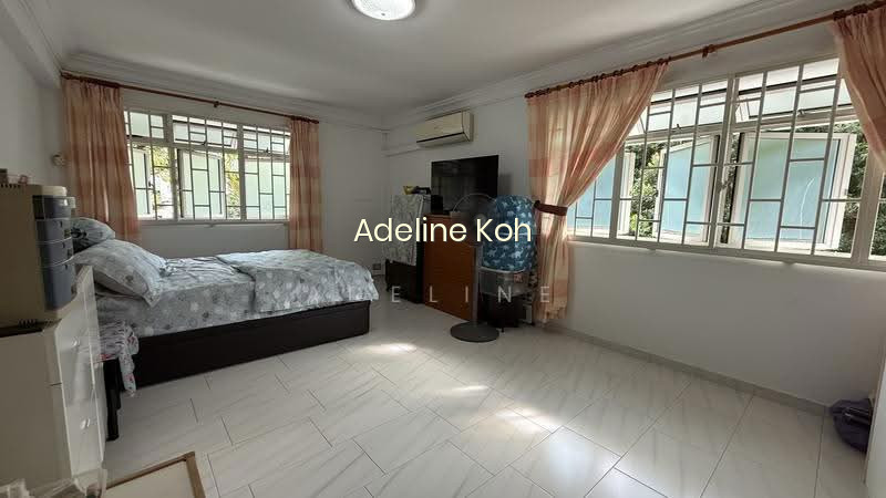 204 BOON LAY DRIVE photo 3