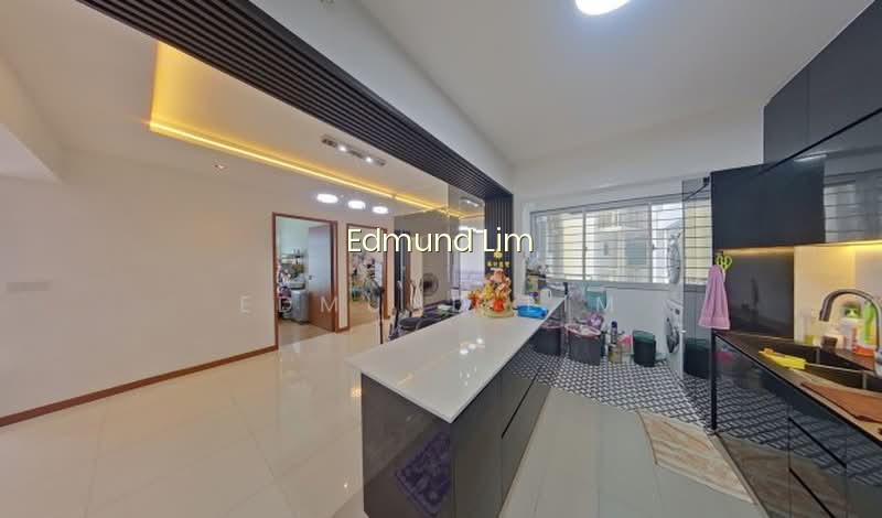 126A CANBERRA STREET photo 3