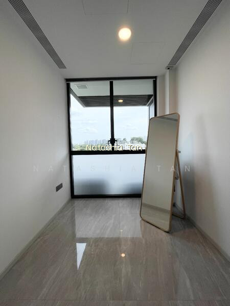 LEEDON GREEN photo 2