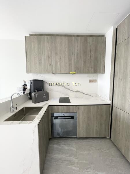 LEEDON GREEN photo 4