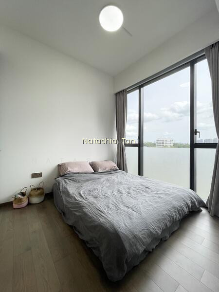 LEEDON GREEN photo 6