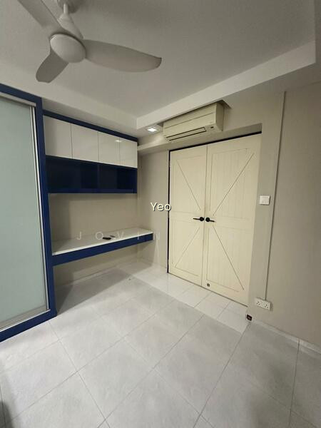 351 TAMPINES STREET 33 image 1 of 10
