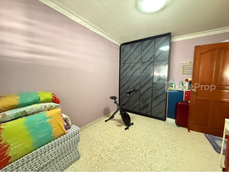 477 JURONG WEST STREET 41 photo 5