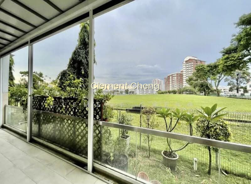 NAUNG RESIDENCE