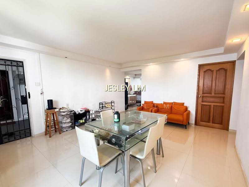 220 LORONG 8 TOA PAYOH photo 3