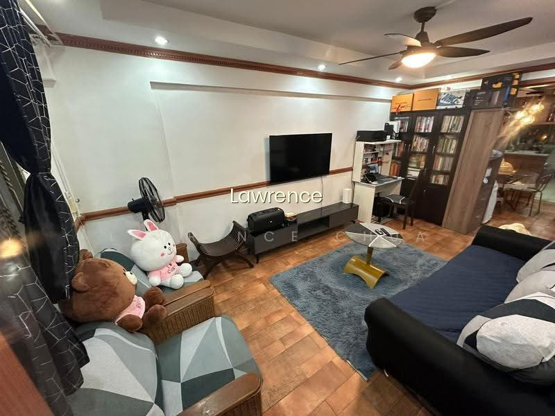 222 SERANGOON AVENUE 4 photo 2