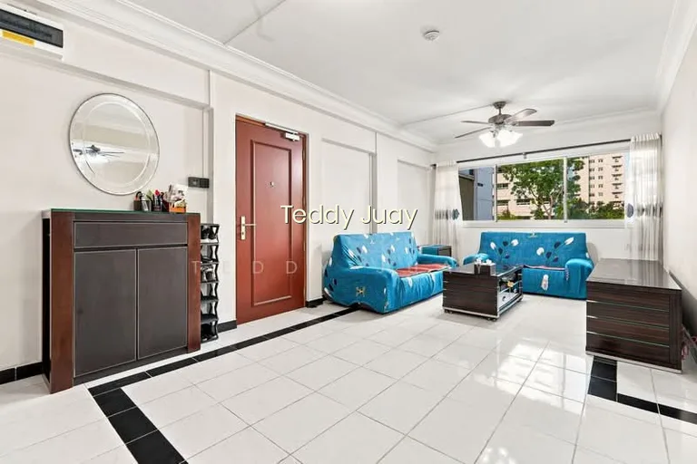 485 Pasir Ris Drive 4 image 1 of 10