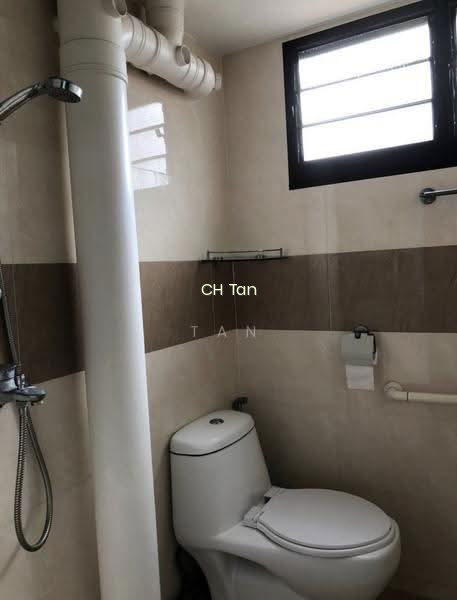 504 ANG MO KIO AVENUE 8 photo 2