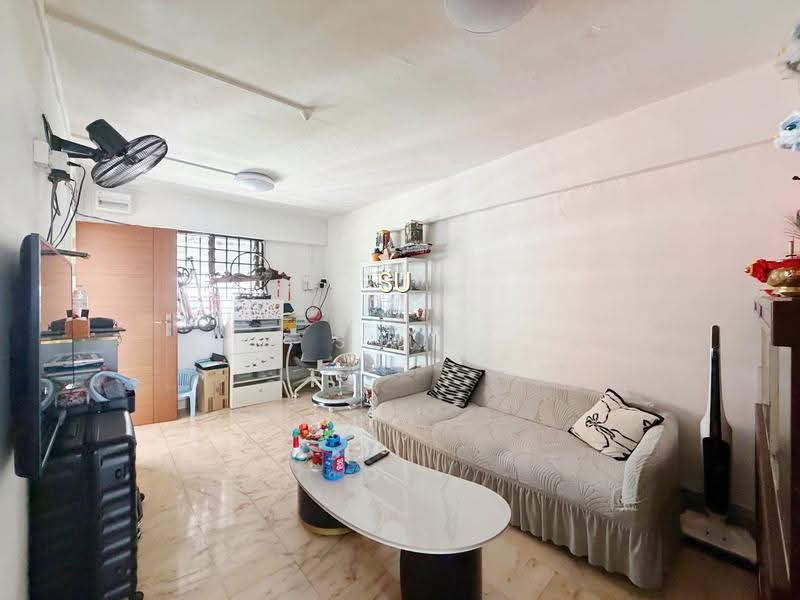 252 HOUGANG AVENUE 3 image 1 of 10