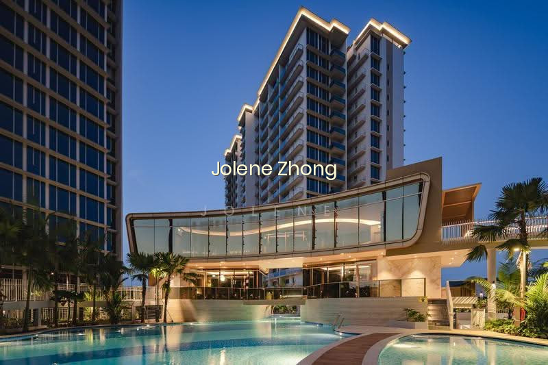 Grand Dunman image 1 of 10