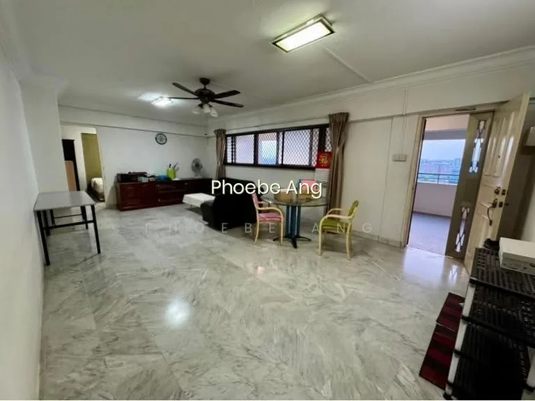 302 Hougang Avenue 5 image 1 of 10