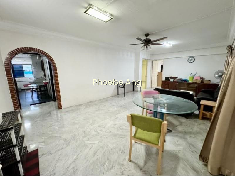 302 HOUGANG AVENUE 5 photo 2