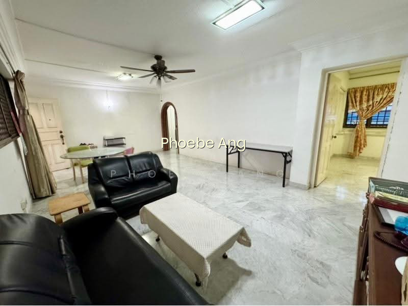 302 HOUGANG AVENUE 5 photo 3