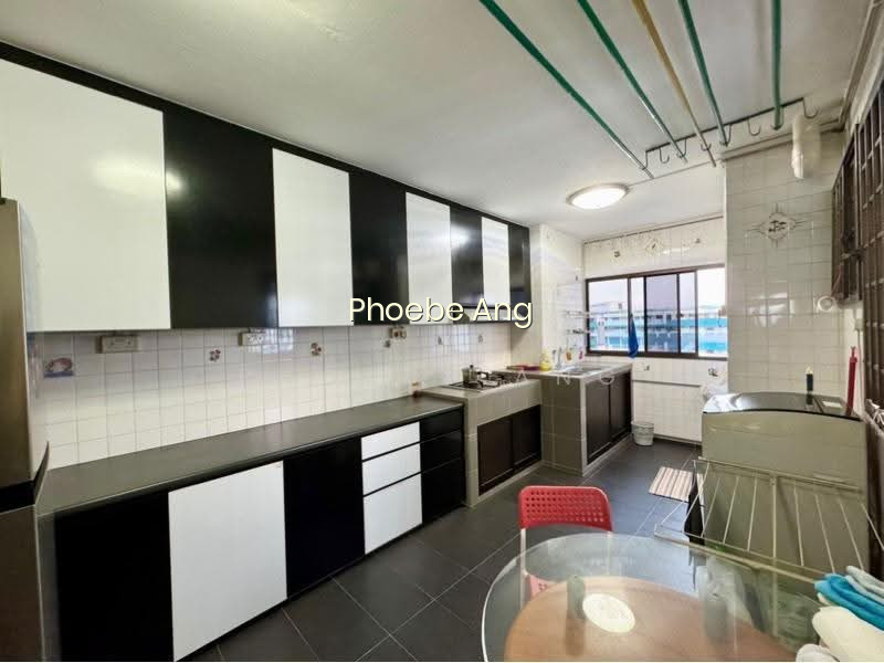 302 HOUGANG AVENUE 5 photo 5