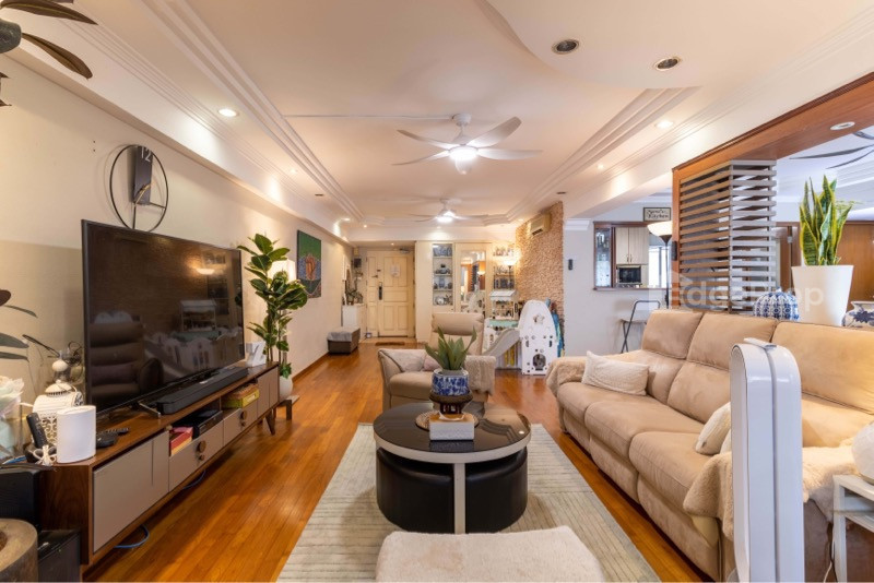 788C WOODLANDS CRESCENT photo 3