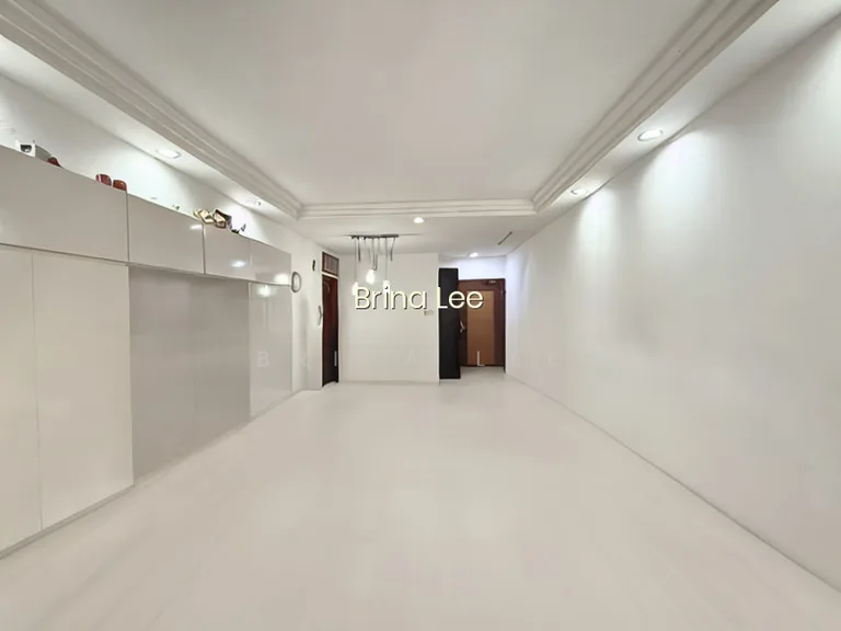 Yishun Emerald image 1 of 10