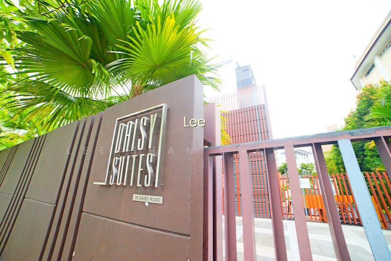 DAISY SUITES photo 2