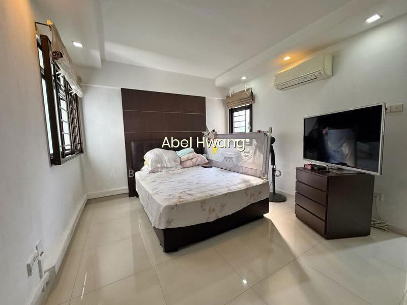 323C SENGKANG EAST WAY photo 5