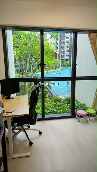 RIVERFRONT RESIDENCES photo 3