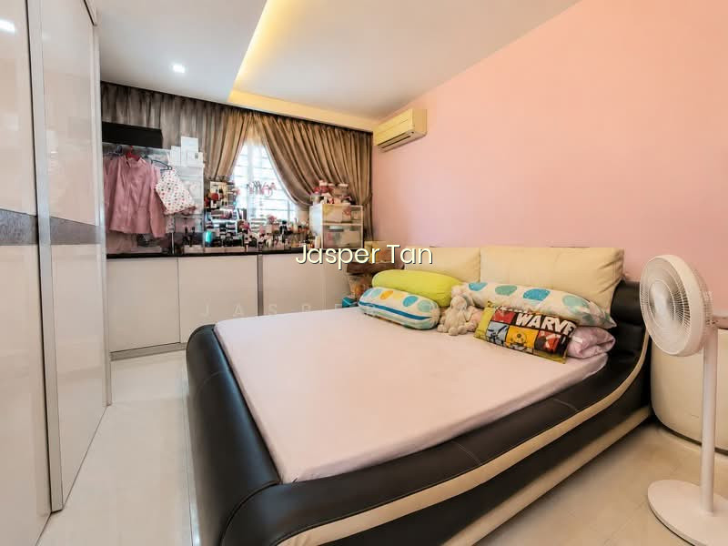 491D TAMPINES STREET 45 photo 5