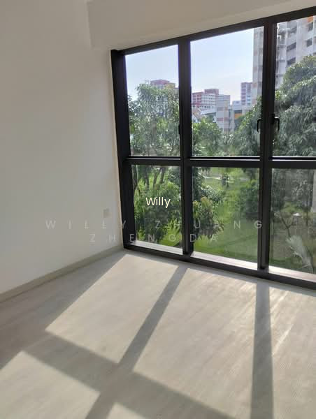 RIVERFRONT RESIDENCES photo 2