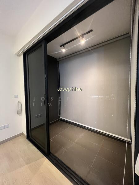 Riverparc Residence photo 2