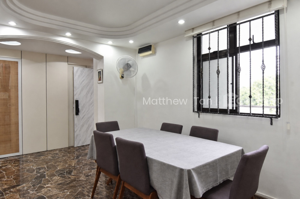 341 SEMBAWANG CLOSE photo 4