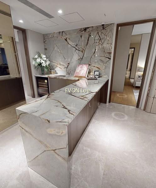 Huge $100,000 Discount! Near MRT Station photo 4