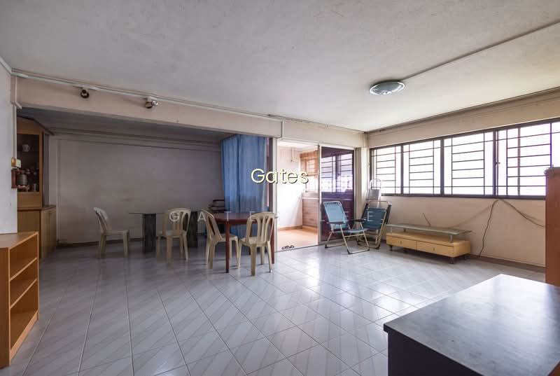 455 TAMPINES STREET 42 photo 3