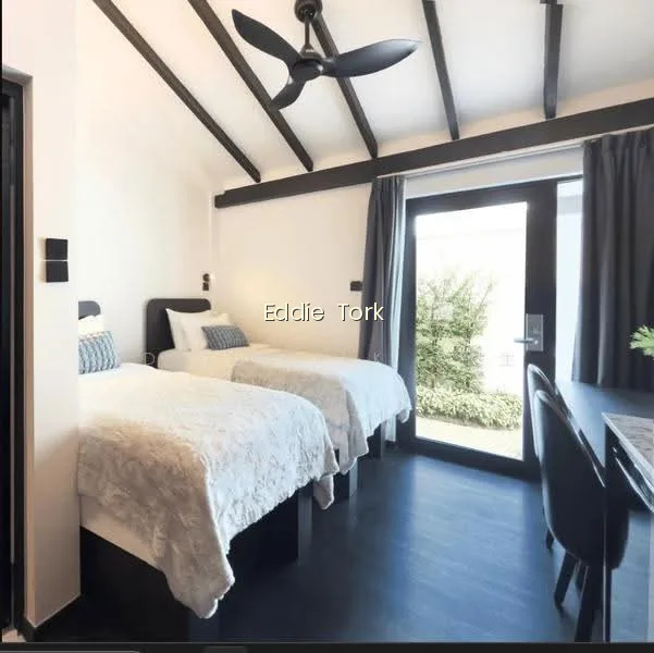 Resort-Style Co-Living Studio Near Pasir Ris Park & Changi Airport image 1 of 10