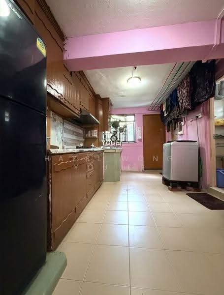 210 BOON LAY PLACE photo 5