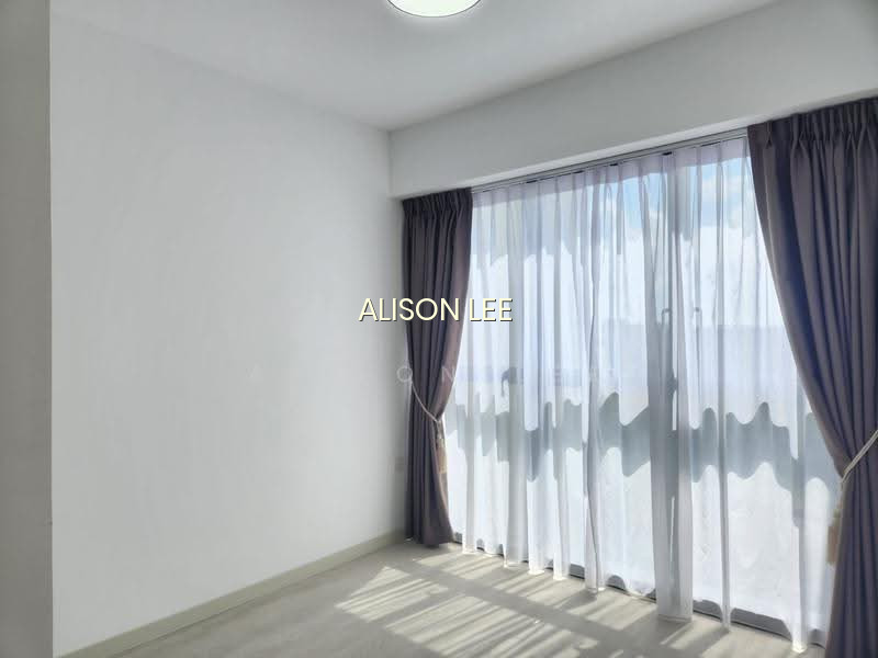RIVERFRONT RESIDENCES photo 6