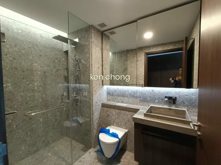One Pearl Bank image 1 of 10