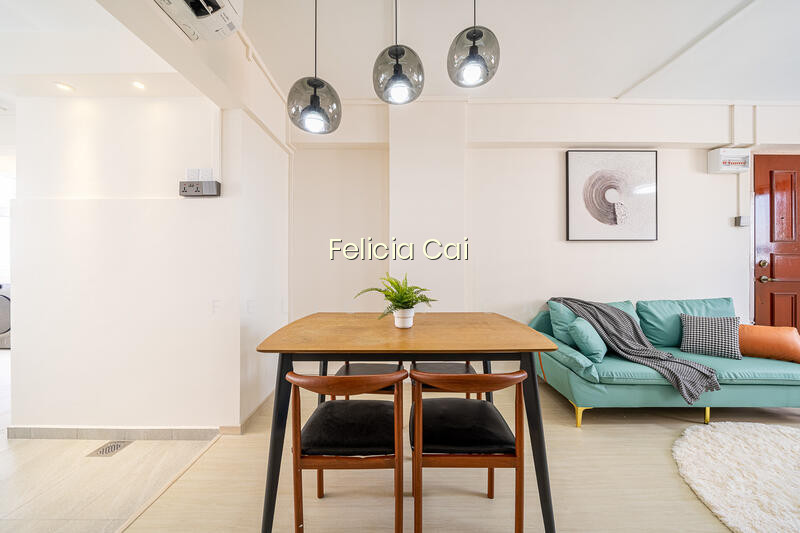 4 SAGO LANE image 1 of 10