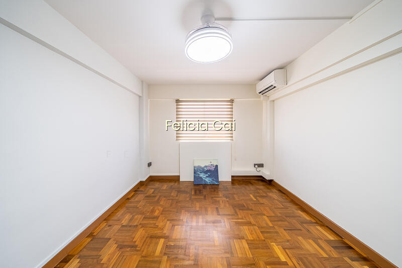 4 SAGO LANE photo 6